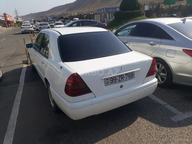 Mercedes C 220 1993, 250,000 km - 2.2 л - Bakı