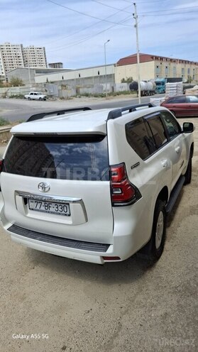 Toyota Land Cruiser Prado 2011, 269,000 km - 2.7 l - Bakı