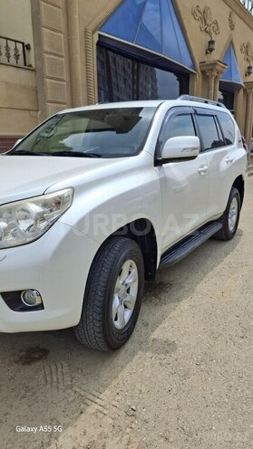 Toyota Land Cruiser Prado 2011, 269,000 km - 2.7 l - Bakı