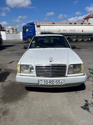 Mercedes E 220 1995, 480,000 km - 2.2 l - Bakı