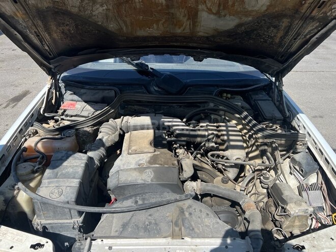 Mercedes E 220 1995, 480,000 km - 2.2 l - Bakı