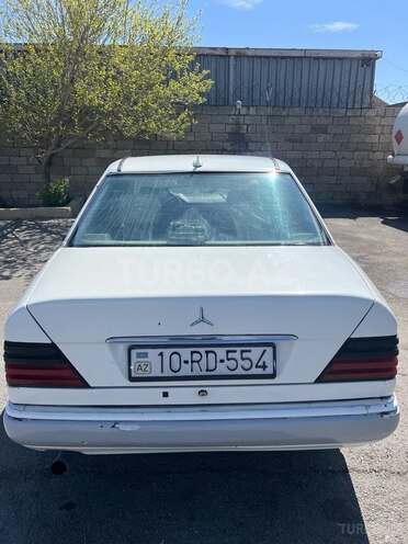 Mercedes E 220 1995, 480,000 km - 2.2 l - Bakı