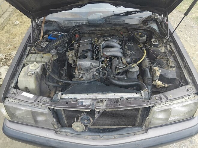 Mercedes 190 1990, 300,000 km - 2.0 л - Masallı