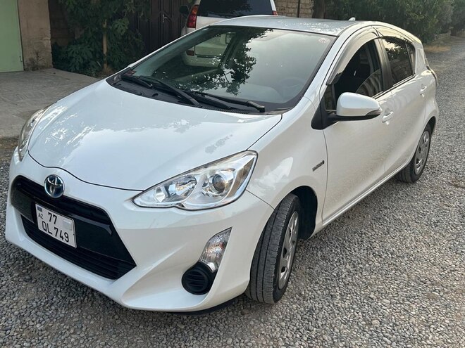 Toyota Aqua 2016, 70,000 km - 1.5 l - Bakı