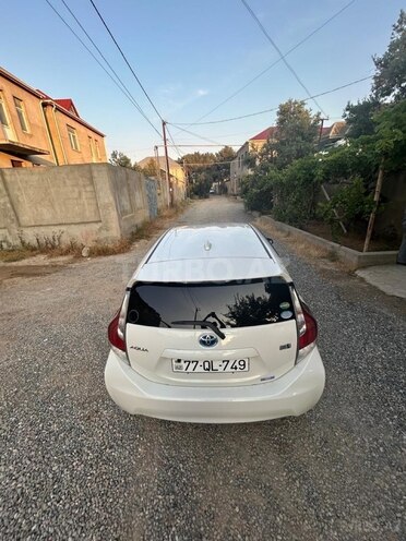 Toyota Aqua 2016, 70,000 km - 1.5 l - Bakı