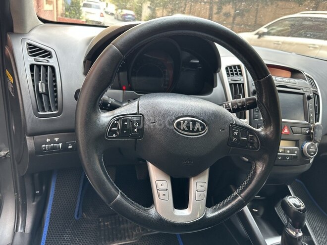 Kia Ceed 2010, 498,000 km - 1.6 л - Bakı