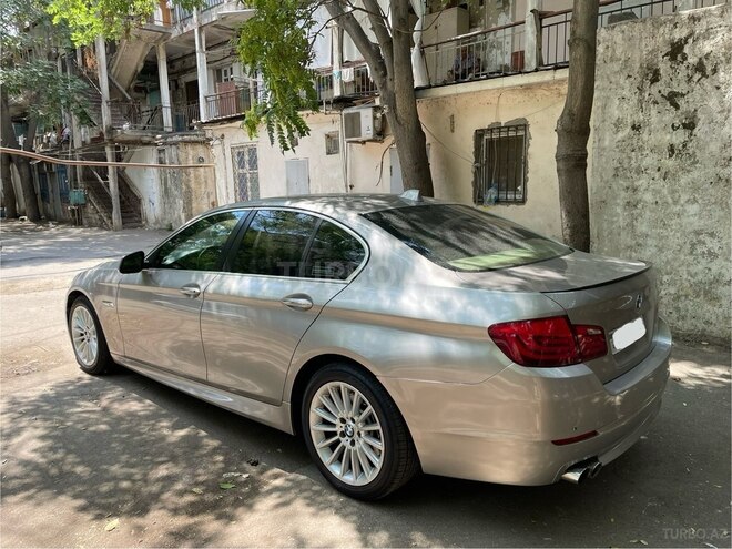BMW 528 2012, 320,000 km - 2.0 l - Bakı