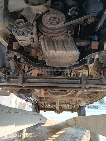 Mercedes 208 D 1993, 973,505 km - 2.3 l - Gəncə