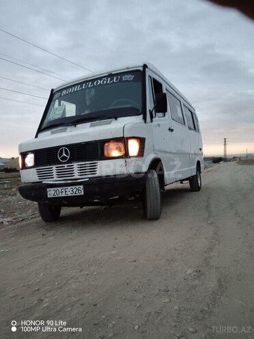 Mercedes 208 D 1993, 973,505 km - 2.3 l - Gəncə