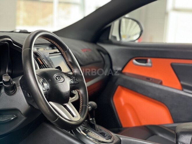 Kia Sportage 2011, 188,000 km - 2.0 l - Bakı