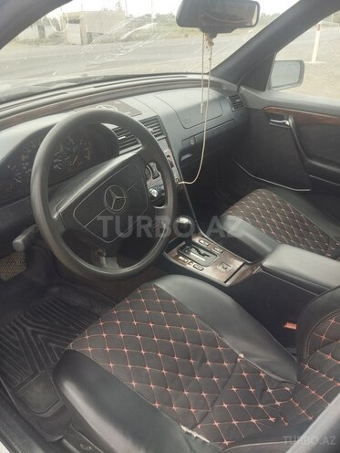 Mercedes C 220 1998, 409,612 km - 2.2 л - Salyan