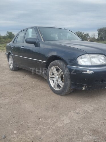 Mercedes C 220 1998, 409,612 km - 2.2 л - Salyan