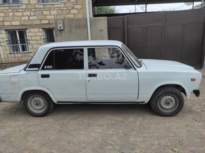 LADA (VAZ) 2107 2004, 30,000 km - 1.6 l - Qazax