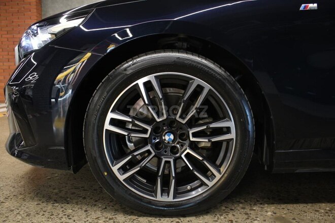 BMW 520 2024, 14,500 km - 2.0 l - Bakı