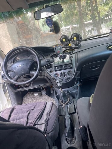 Ford Focus 2001, 350,000 km - 2.0 l - Bakı