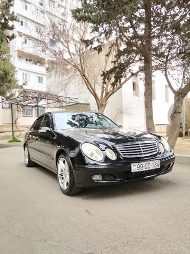 Mercedes E 220 2002, 495,000 km - 2.2 l - Bakı
