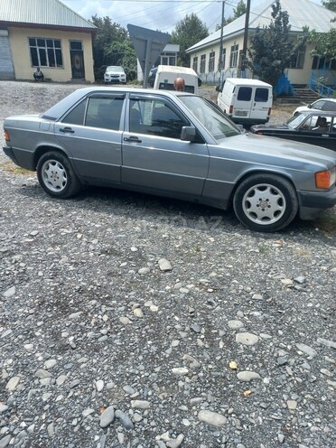 Mercedes 190 1991, 122,362 km - 2.6 л - Oğuz