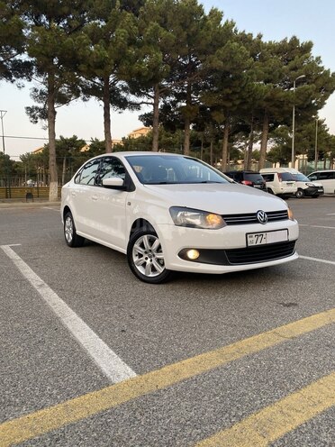 Volkswagen Polo 2012, 193,148 km - 1.6 l - Sumqayıt