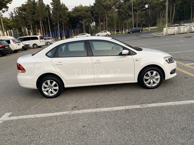 Volkswagen Polo 2012, 193,148 km - 1.6 l - Sumqayıt