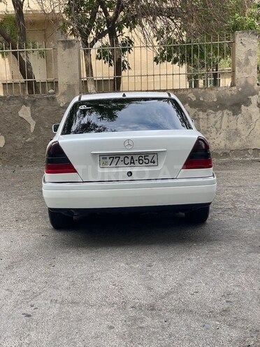 Mercedes C 180 1995, 121,151 km - 1.8 l - Bakı
