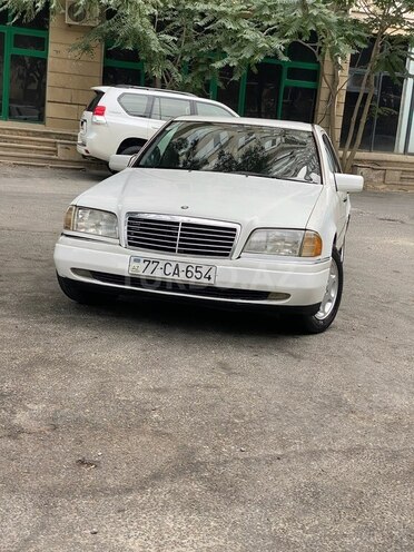 Mercedes C 180 1995, 121,151 km - 1.8 l - Bakı