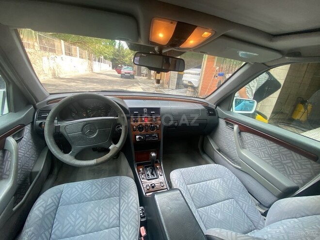 Mercedes C 180 1995, 121,151 km - 1.8 l - Bakı