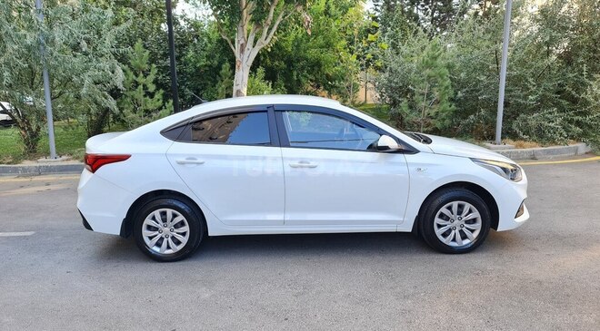 Hyundai Accent 2018, 107,500 km - 1.4 l - Bakı