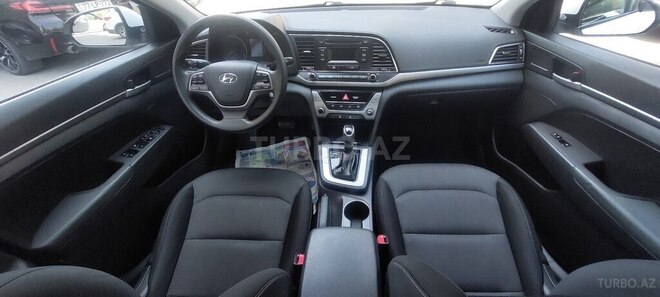 Hyundai Avante 2017, 82,300 km - 2.0 l - Gəncə