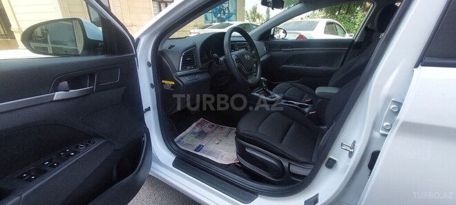 Hyundai Avante 2017, 82,300 km - 2.0 l - Gəncə