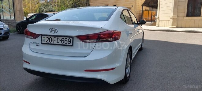 Hyundai Avante 2017, 82,300 km - 2.0 l - Gəncə