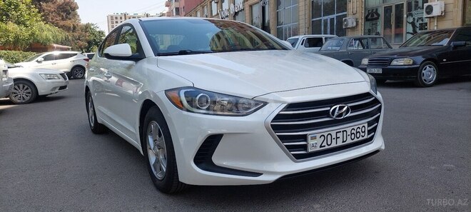 Hyundai Avante 2017, 82,300 km - 2.0 l - Gəncə