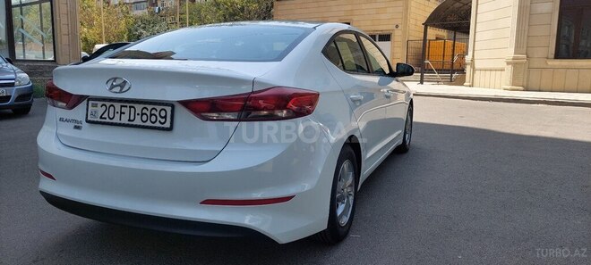 Hyundai Avante 2017, 82,300 km - 2.0 l - Gəncə
