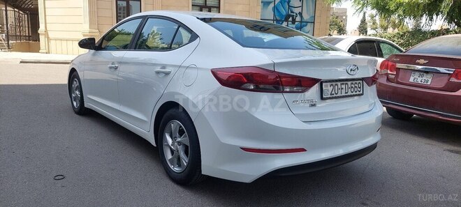 Hyundai Avante 2017, 82,300 km - 2.0 l - Gəncə
