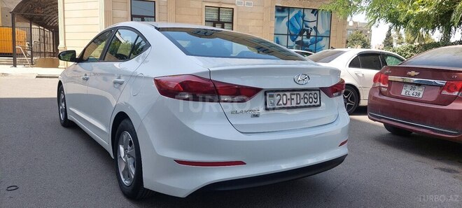 Hyundai Avante 2017, 82,300 km - 2.0 l - Gəncə