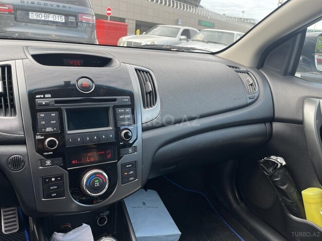 Kia Cerato Koup 2010, 215,000 km - 2.0 l - Bakı