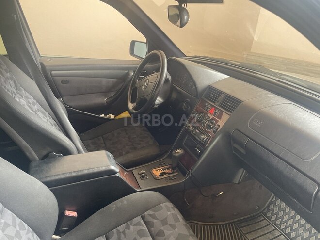 Mercedes C 180 1999, 382,620 km - 1.8 л - Qazax
