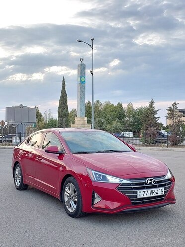 Hyundai Elantra 2019, 65,700 km - 2.0 l - Yevlax
