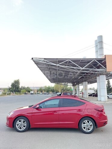 Hyundai Elantra 2019, 65,700 km - 2.0 l - Yevlax