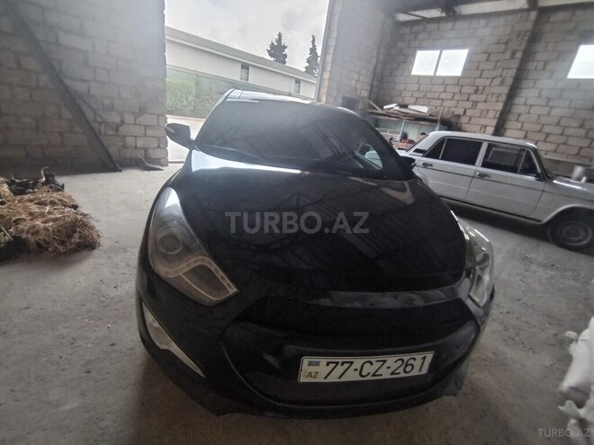 Hyundai i40 2011, 300,000 km - 2.0 l - Cəlilabad