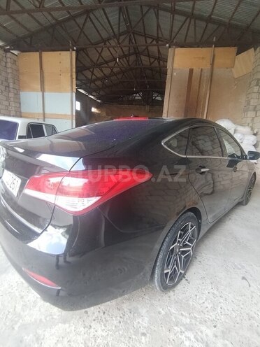 Hyundai i40 2011, 300,000 km - 2.0 l - Cəlilabad