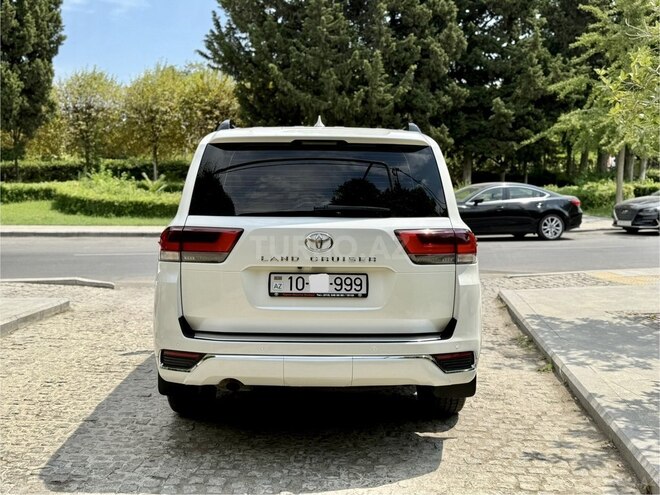 Toyota Land Cruiser 2021, 130,000 km - 4.0 l - Bakı
