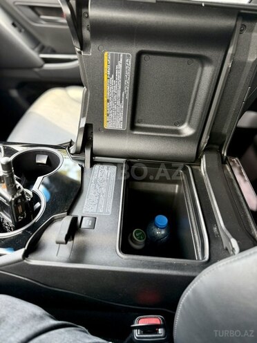 Toyota Land Cruiser 2021, 130,000 km - 4.0 l - Bakı