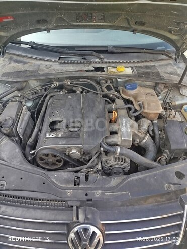 Volkswagen Passat 2002, 350,000 km - 2.0 l - Bakı