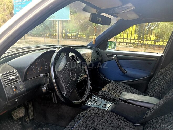 Mercedes C 220 2000, 100,000 km - 2.2 л - Mingəçevir