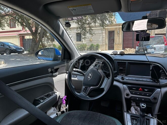 Hyundai Elantra 2016, 188,293 km - 2.0 л - Bakı