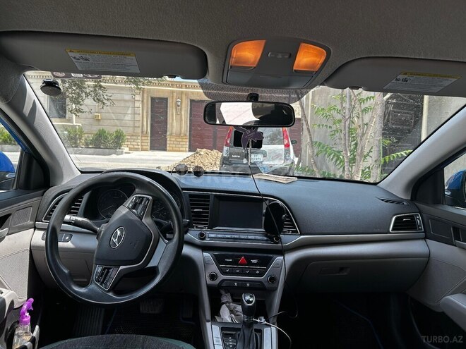 Hyundai Elantra 2016, 188,293 km - 2.0 л - Bakı