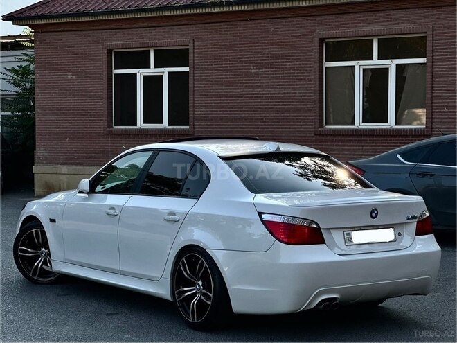 BMW 525 2006, 300,000 km - 2.5 l - Bakı