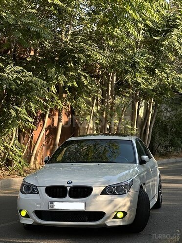 BMW 525 2006, 300,000 km - 2.5 l - Bakı