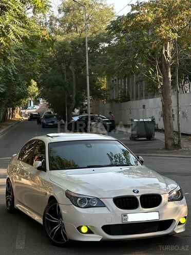 BMW 525 2006, 300,000 km - 2.5 l - Bakı