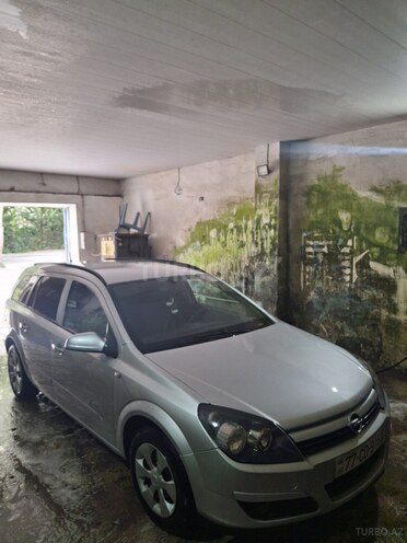 Opel Astra 2005, 384,000 km - 1.4 l - Bakı